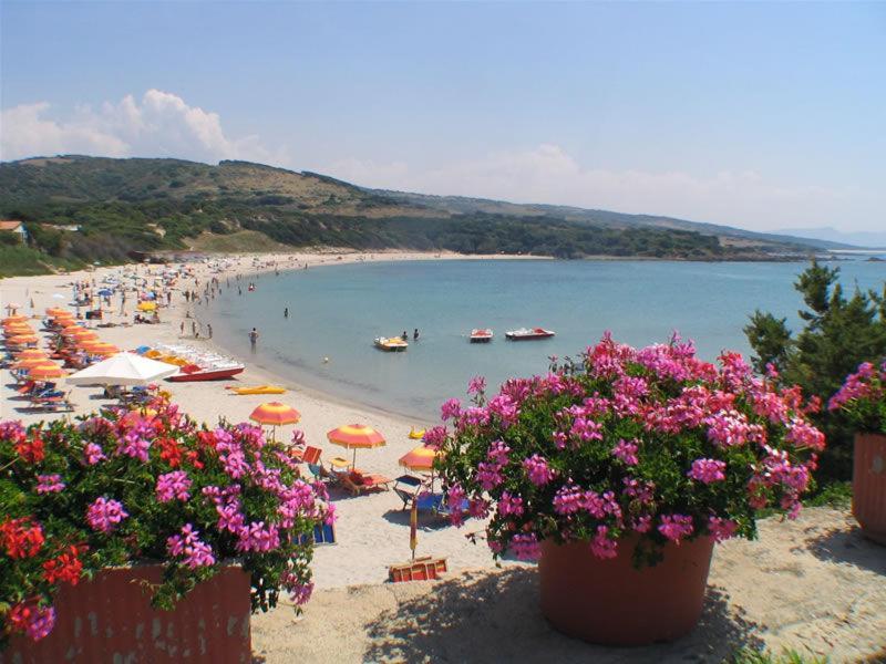 Casa Vacanza Costa Rossa Vista Mare Trinita d'Agultu e Vignola Экстерьер фото